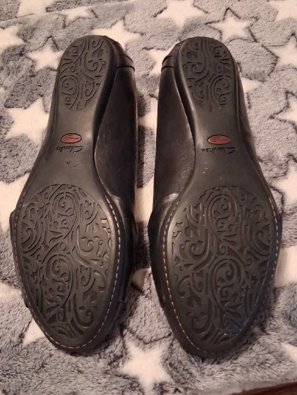 Clarks Black Leather Pleated Flats Pre Owned Size 11 M